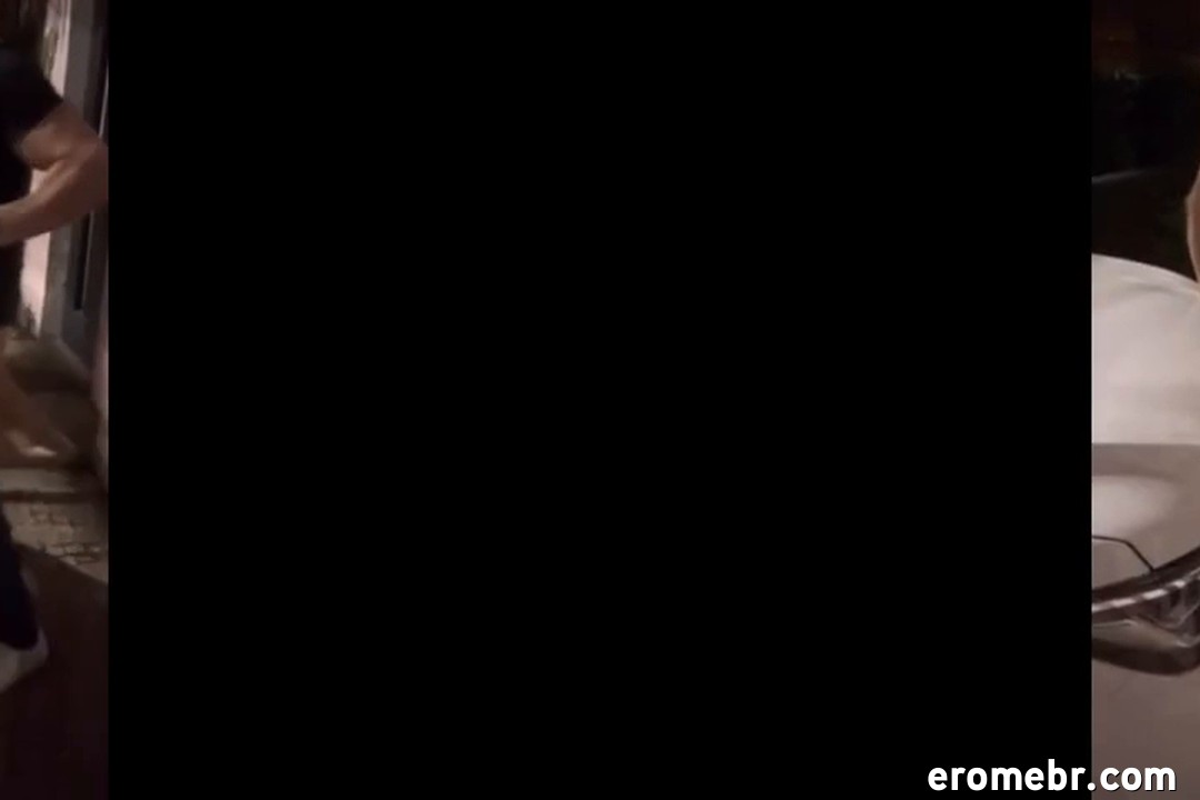 Casada safada fodendo na rua com amigos enquanto corno filma