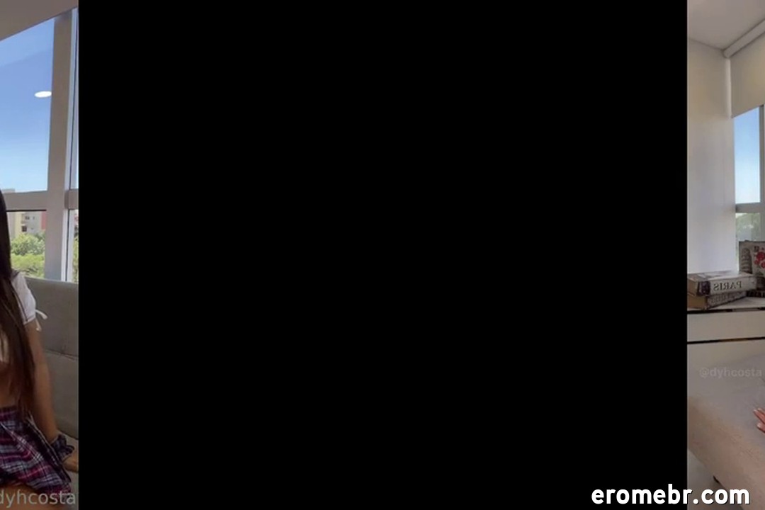 Dyh Costa onlyfans nua enfiando consolo na buceta