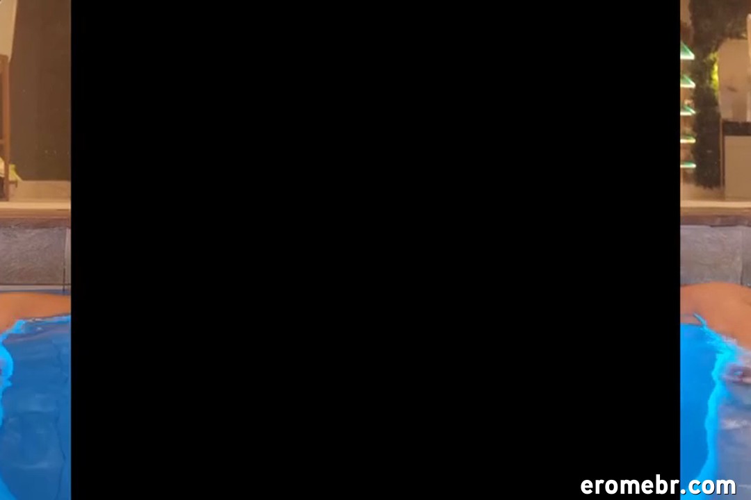 Lilika Teixeira nua milf safada se exibindo de forma bem sexy