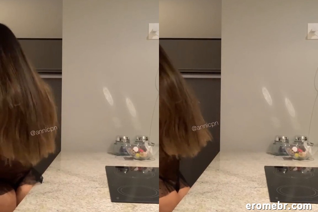 Porno amador da Annicpn fodendo na bancada da cozinha